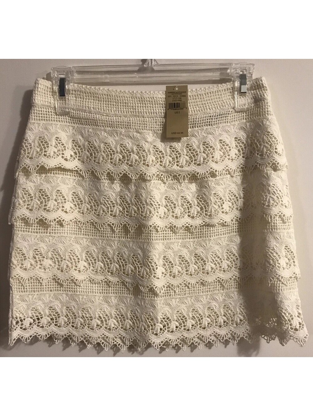 American Eagle Womens Size 2 Ivory Tiered Crocheted Mini Skirt NWT! A4520